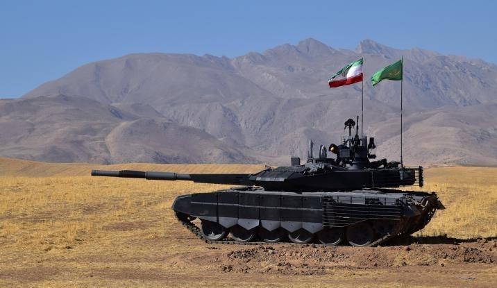 Iran unveils new home-made tank [PHOTO]