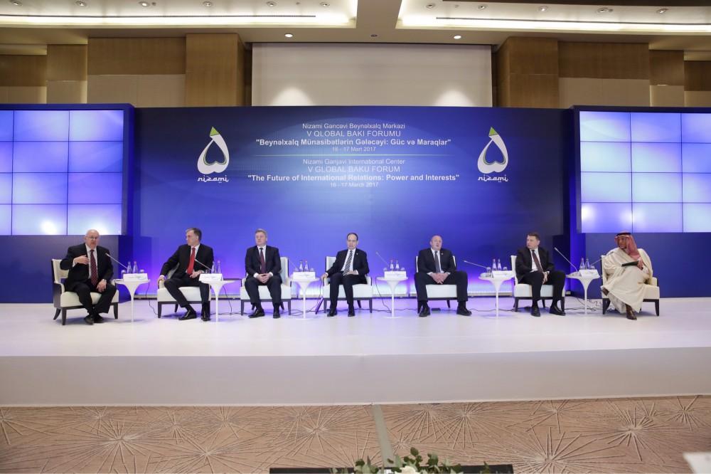 Baku Forum features session on future of foreign relations [PHOTO]