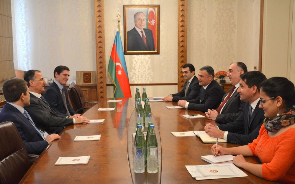 Azerbaijan, Italy discuss bilateral bonds