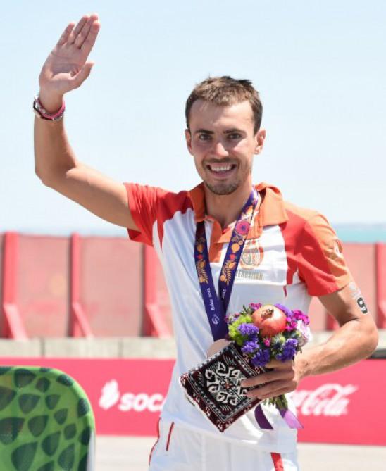 Azerbaijani triathlete ranks seventh in Austria