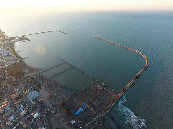 Iran opens new berthing posts of Caspian Sea port