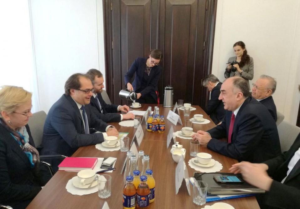 FM discusses cooperation between Azerbaijan, Poland