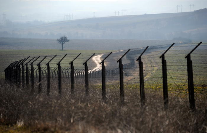 Azerbaijan, Russia discuss state border demarcation