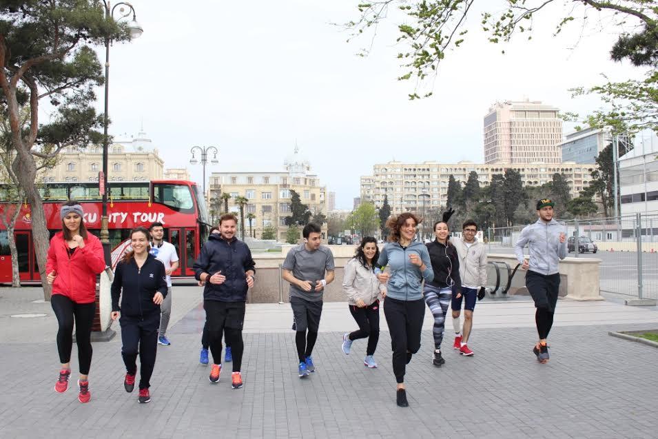 Baku City Circuit team to run across Baku for charity [PHOTO]