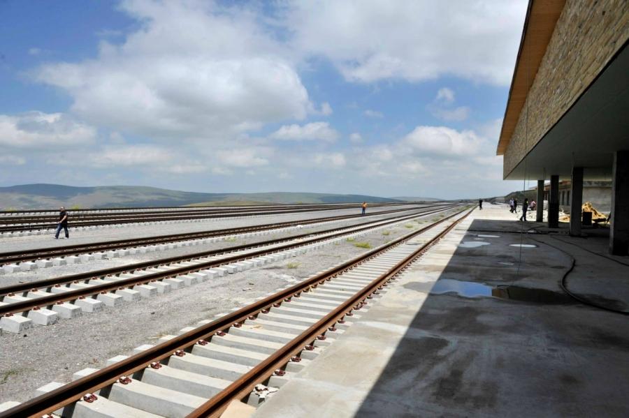 Minister: BTK railway to be ready in late June