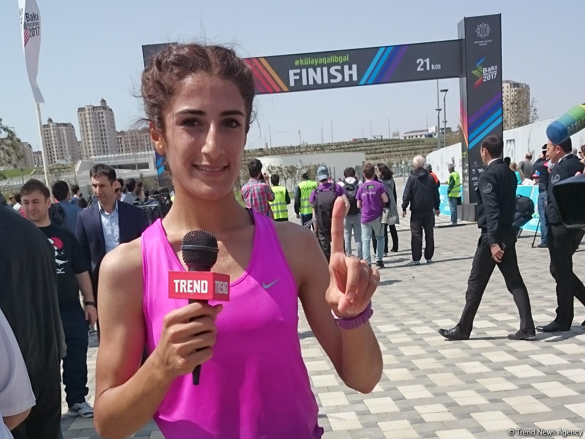 Turkish runner comes in first among women at Baku Marathon 2017