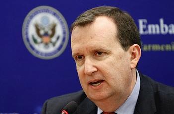 American envoy threatens violators at elections in Armenia