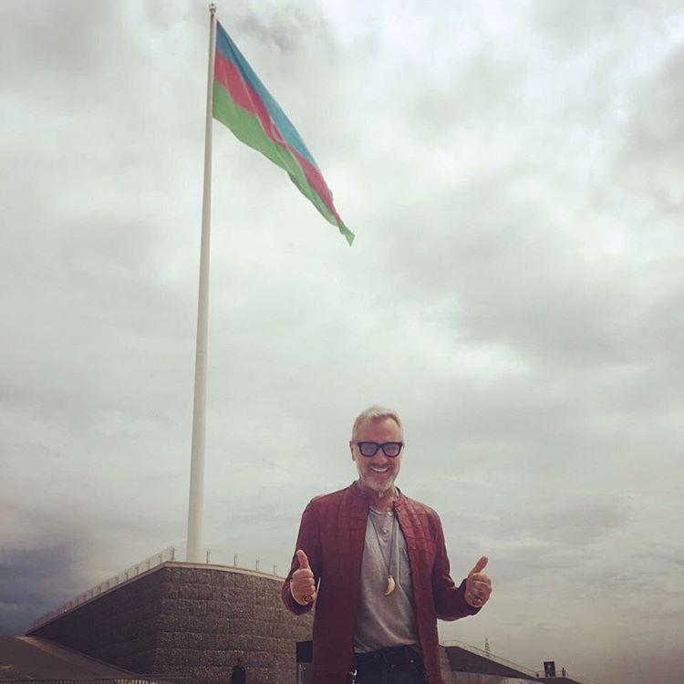 The Dancing Millionaire: Baku’s incredible beauty struck me! [PHOTO]