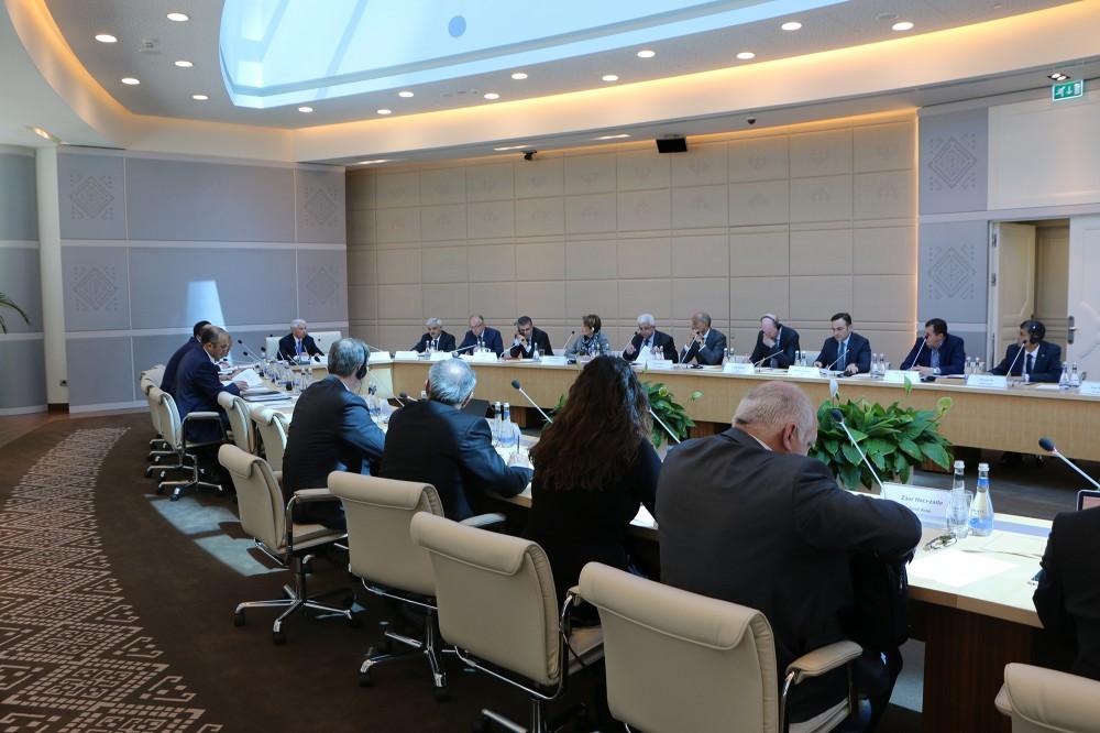 EIT Commission meets with local and foreign extractive companies