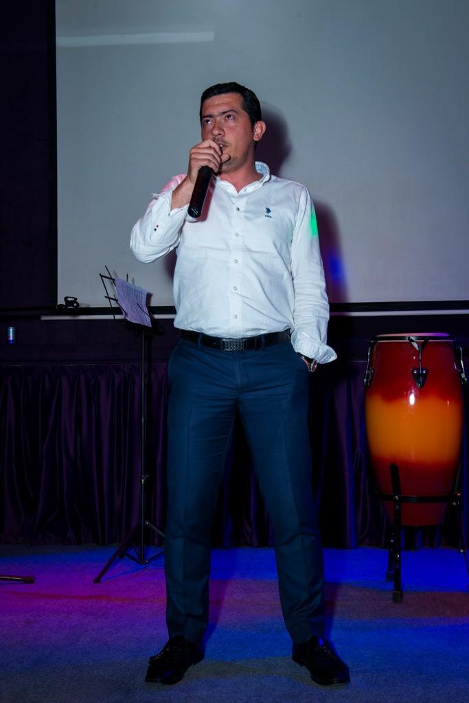 Slider Image 1