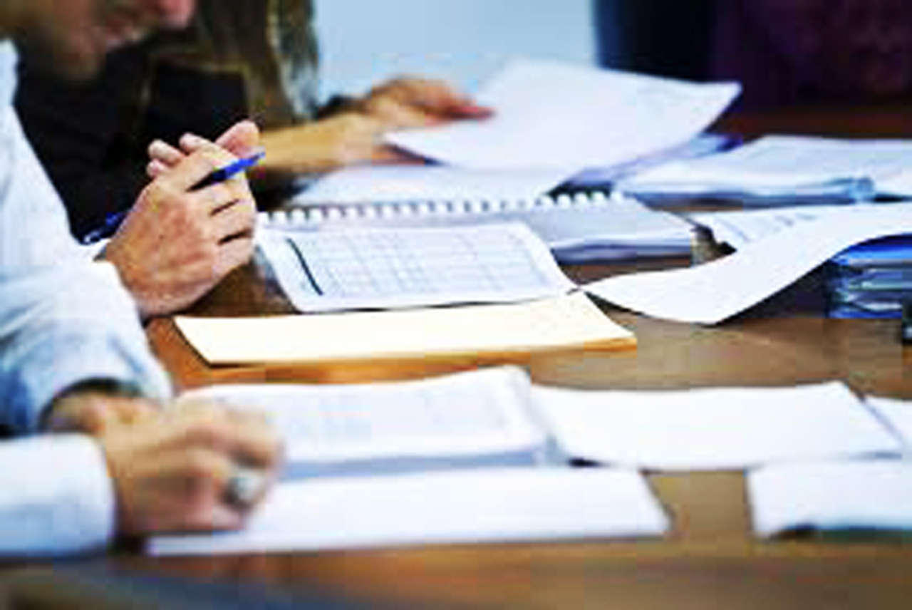Parliament launches discussions on compulsory unemployment insurance