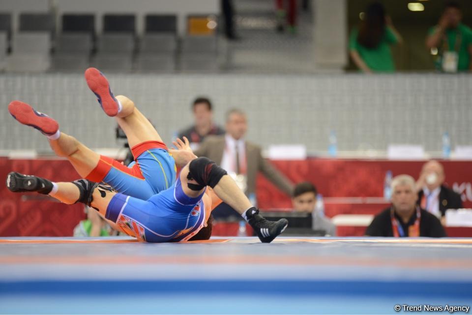 Azerbaijan’s heavyweight reaches wrestling semifinals