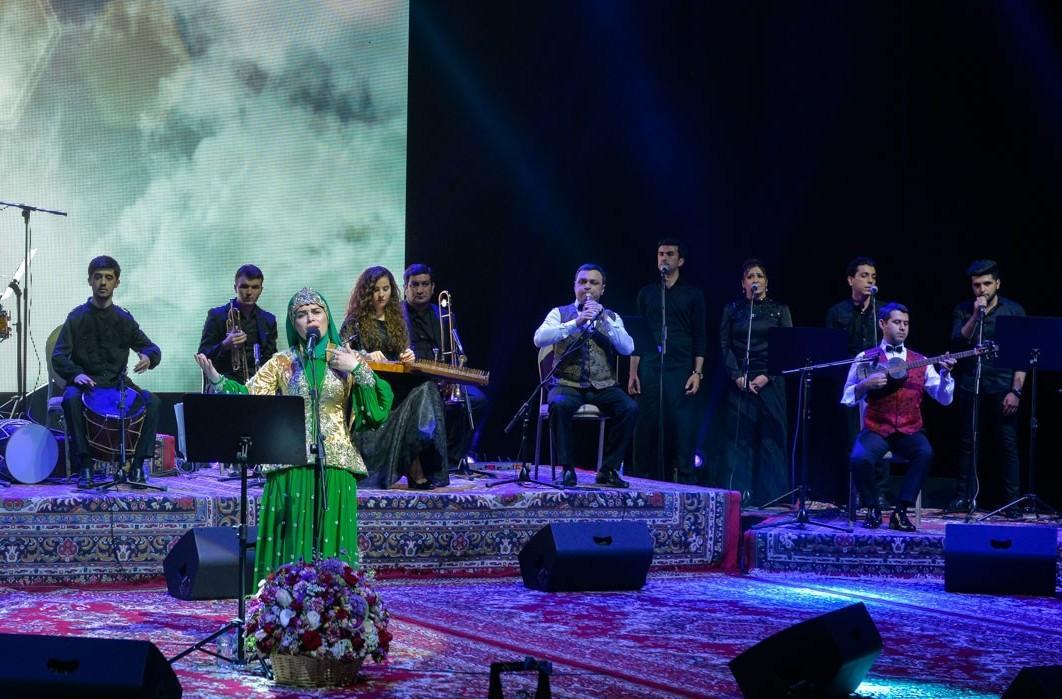 Azerbaijan's living vocal treasure turns 60 [PHOTO] - Gallery Image