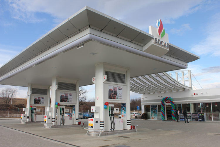 Slovakia wants to see SOCAR filling stations in country