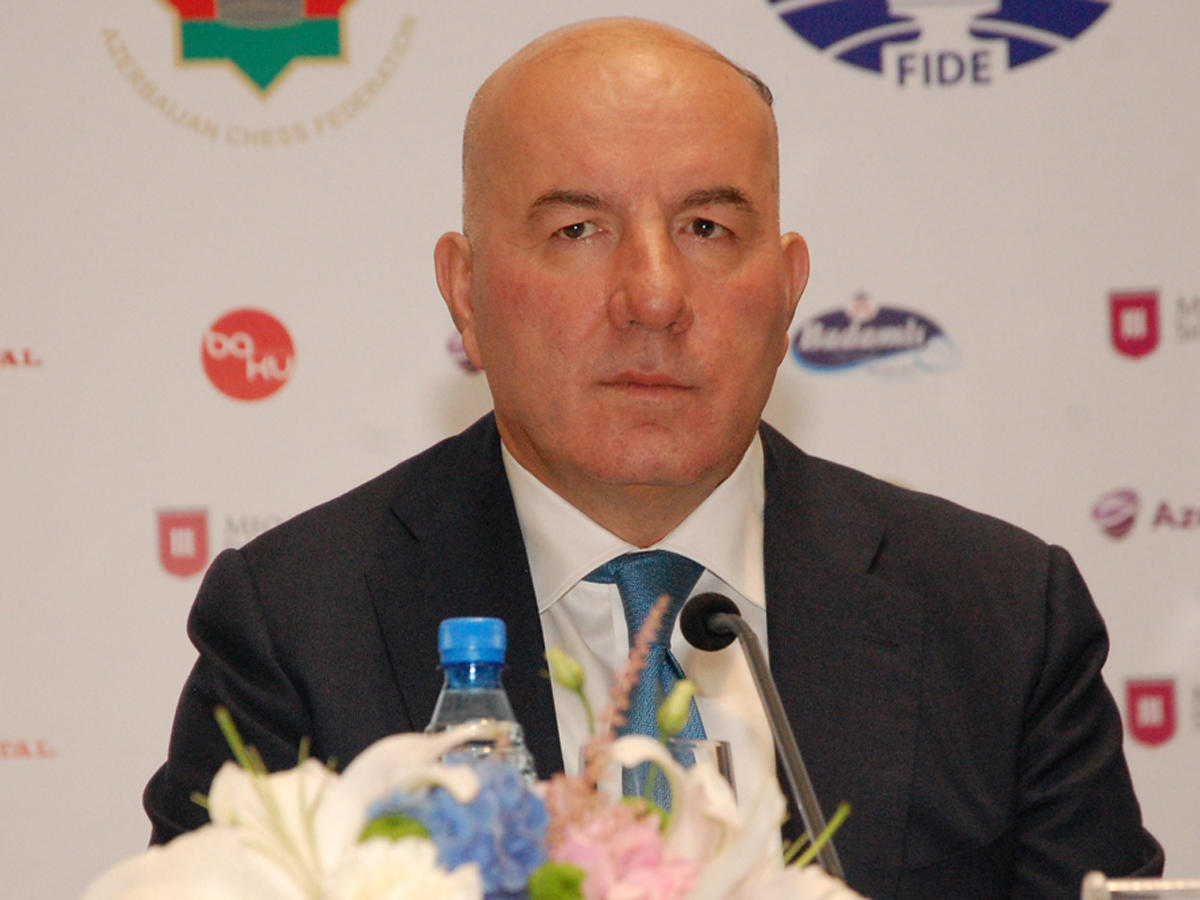 Elman Rustamov: No threat to stability of Azerbaijani manat’s exchange rate