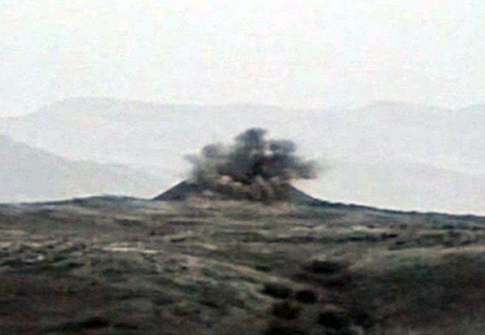 Azerbaijani army destroys Armenian command-and-observation post [VIDEO]