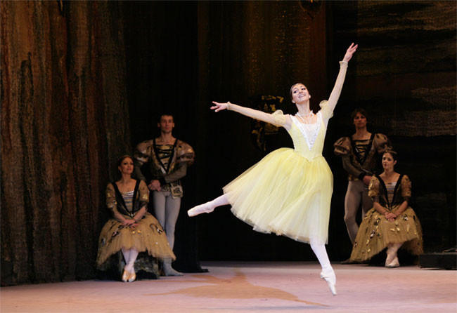 Azerbaijan's ballet dancer to perform in Georgia