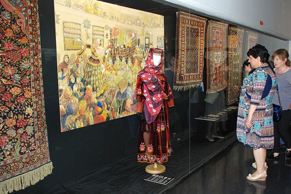 Azerbaijani carpets on display in Belgrade [PHOTO]