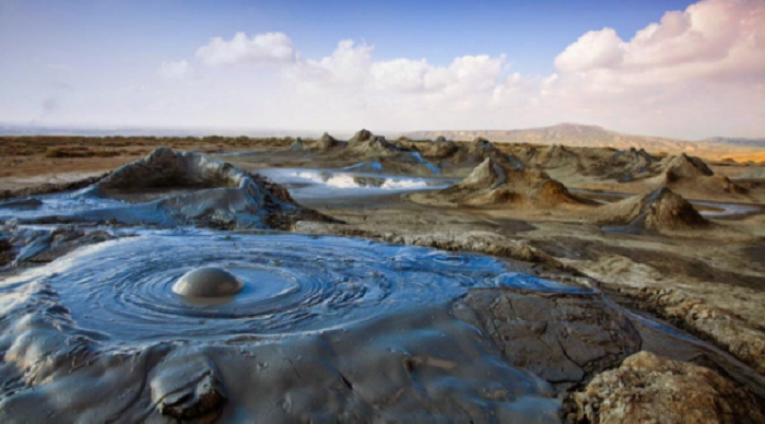 Keyraki mud volcano erupts in Baku