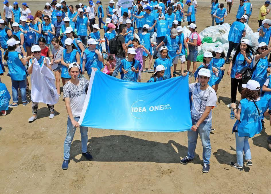 Over 200 volunteers join clean-up action in Novkhani [PHOTO]