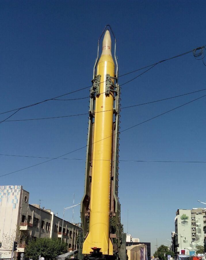 Iran displays missiles in Quds Day rally [PHOTO]