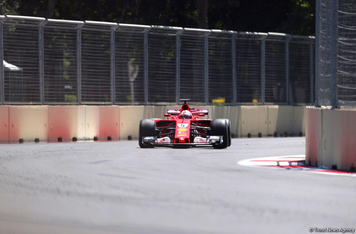 Third practice session of Formula 1 starts in Baku [PHOTO]