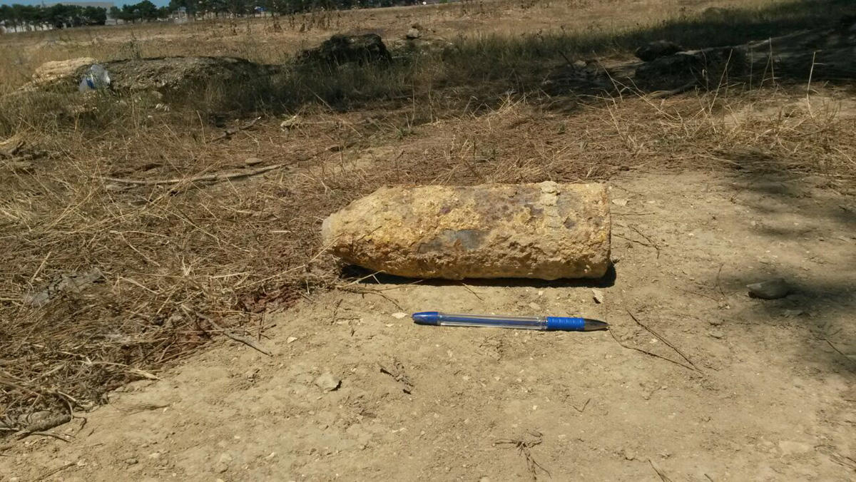 Unexploded artillery shell found in Baku [PHOTO]