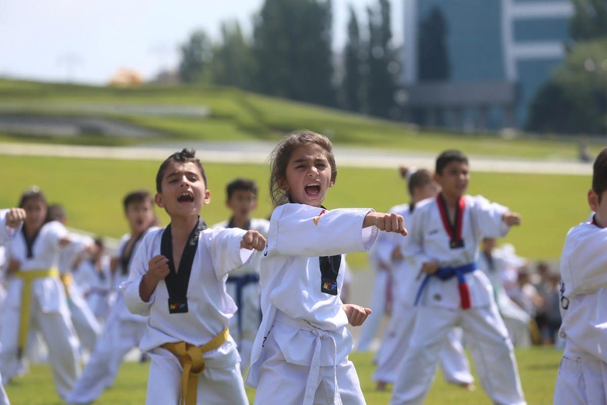Taekwondo master-class held in Baku [PHOTO]