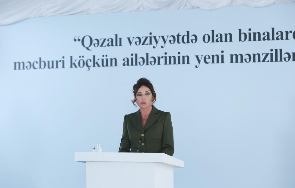 Mehriban Aliyeva attends ceremony to give new apartments to IDP families in Masazir [PHOTO]