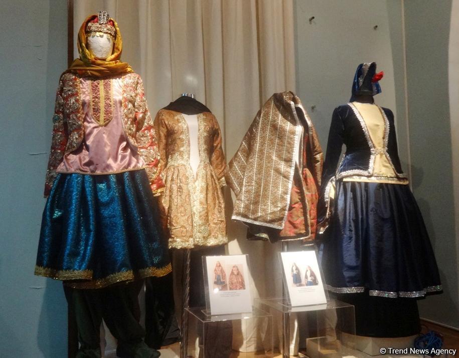 National costumes on display in Baku [PHOTO]