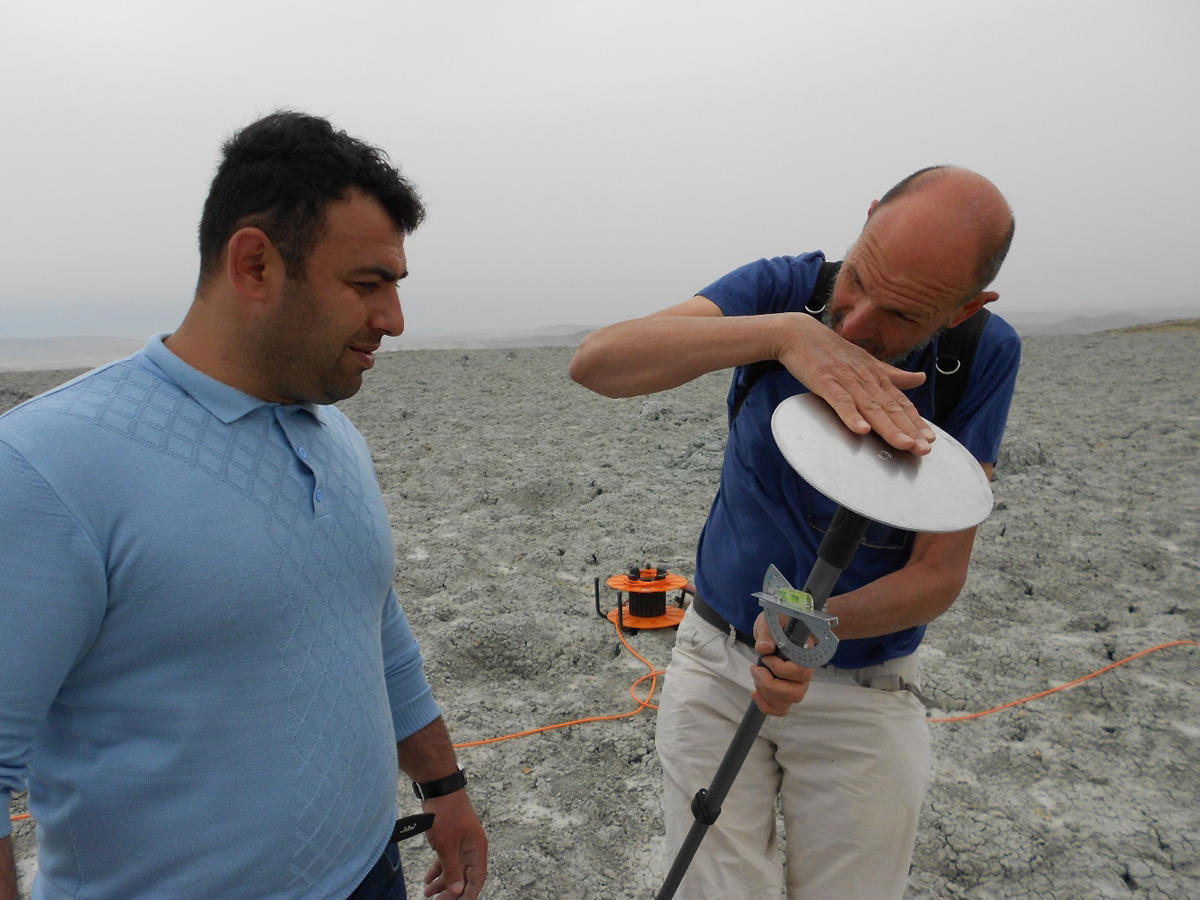Minerals found in Azerbaijani mud volcanoes [PHOTO] - Gallery Image