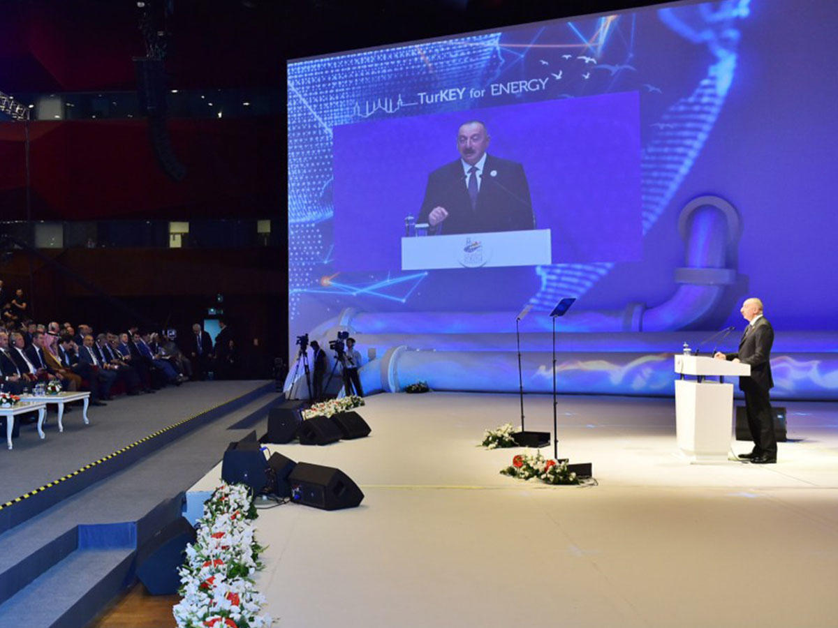 President Aliyev: Turkey - Azerbaijan unity allows to implement important strategic projects [UPDATE]
