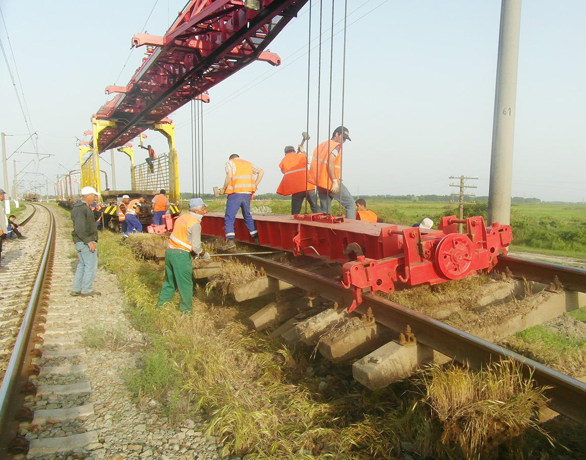 Overhaul at Baku-Boyuk Kesik railway section continues [PHOTO]