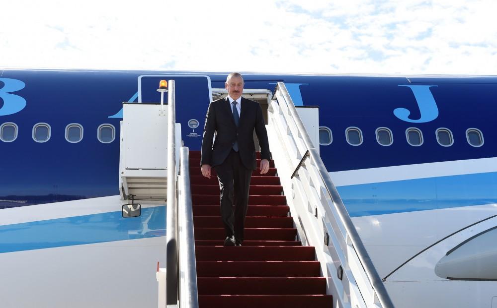 Ilham Aliyev arrives in Latvia on official visit [PHOTO]