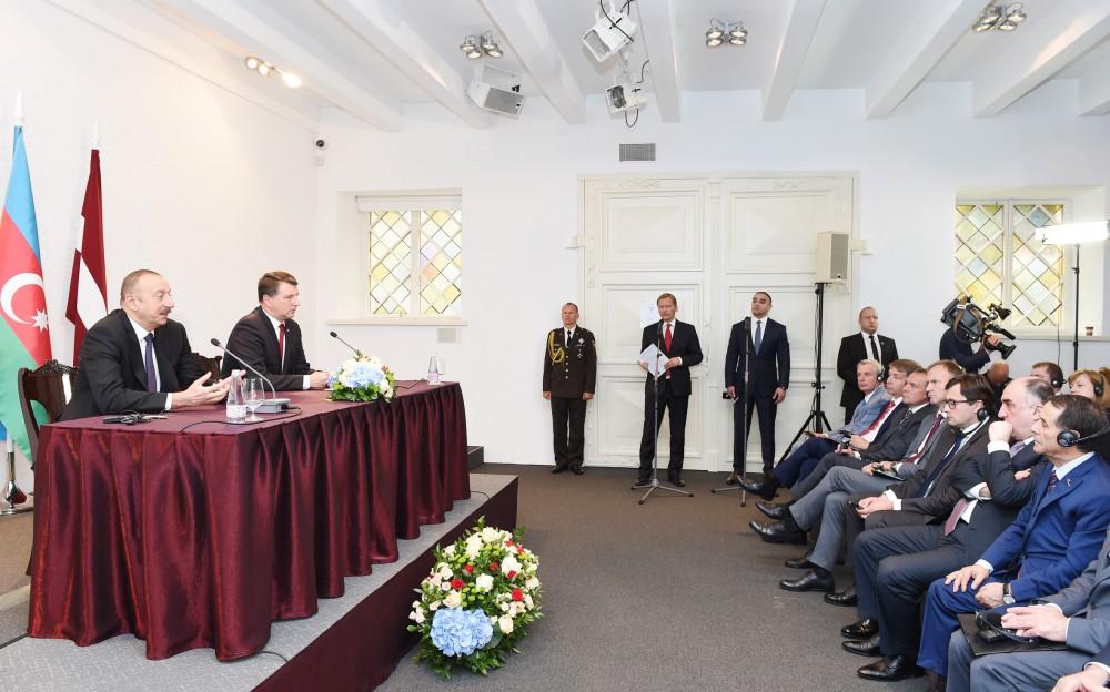 Azerbaijani, Latvian presidents made press statements [UPDATE/PHOTO]