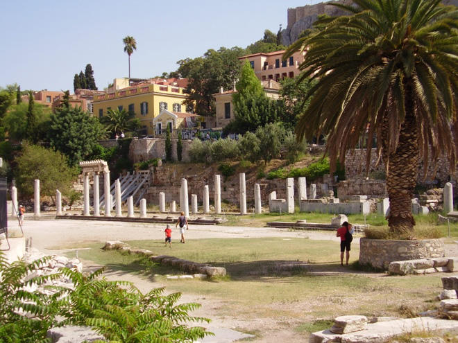 Tsunami fears in Kos as tremors strike again