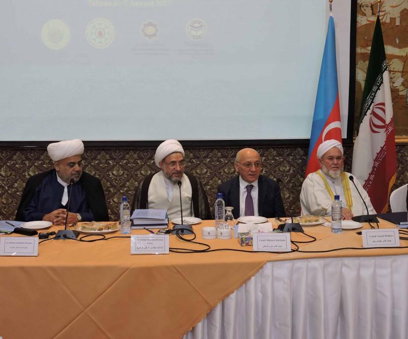 Conference on Islamic solidarity and Iranian-Azerbaijani friendship kicks off in Tehran