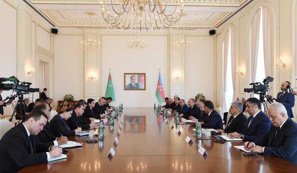 Berdimuhamedov: Ample opportunities available to develop Azerbaijani-Turkmen cooperation