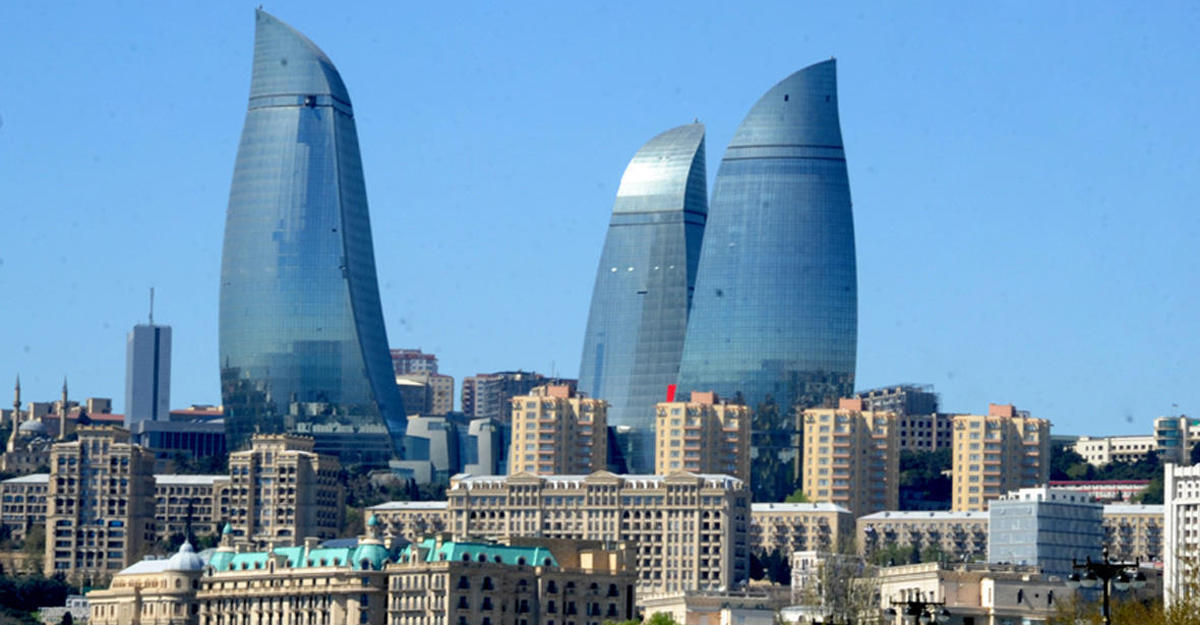 Baku awaits gloomy weather