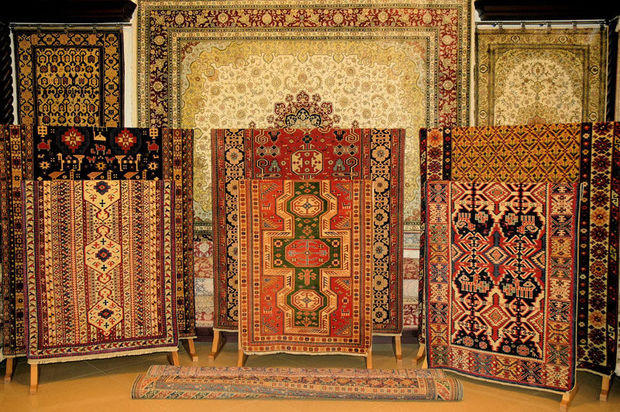 Azerkhalcha to create carpet collection "Victory"