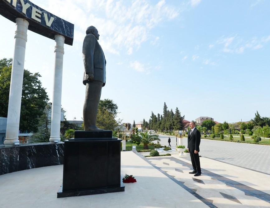 President Ilham Aliyev arrives in Lankaran district for visit [PHOTO]