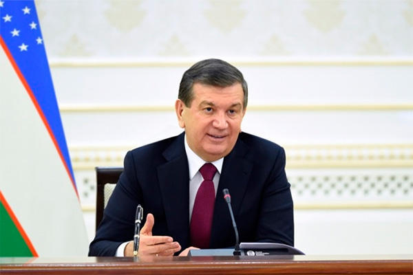 Mirziyoyev awards China Petroleum Corp. head for 'big achievements'