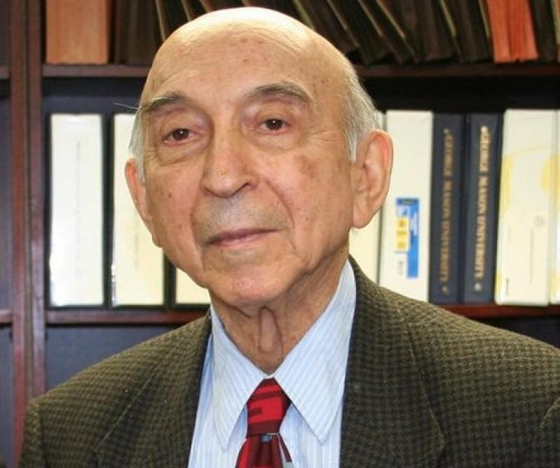 Famous Azerbaijani scientist Lotfi Zadeh dies