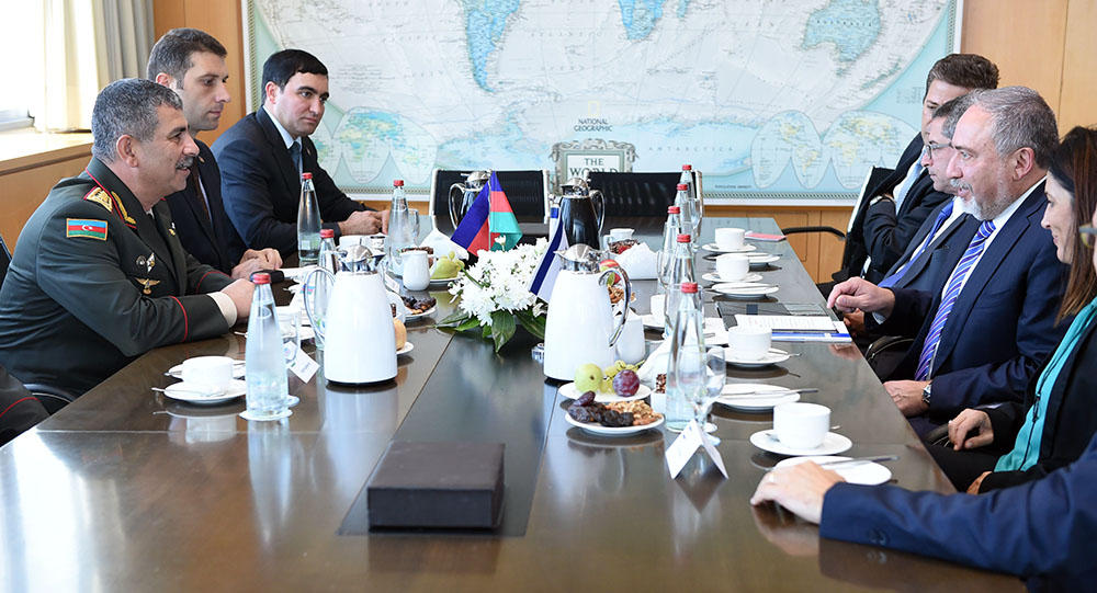 Azerbaijani, Israeli defense ministers eye military cooperation - Gallery Image
