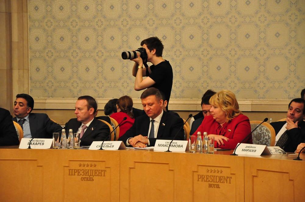 Conference Moscow-Baku Axis kicks off in Moscow