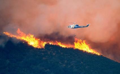 Azerbaijani helicopter extinguishing forest fires in Georgia