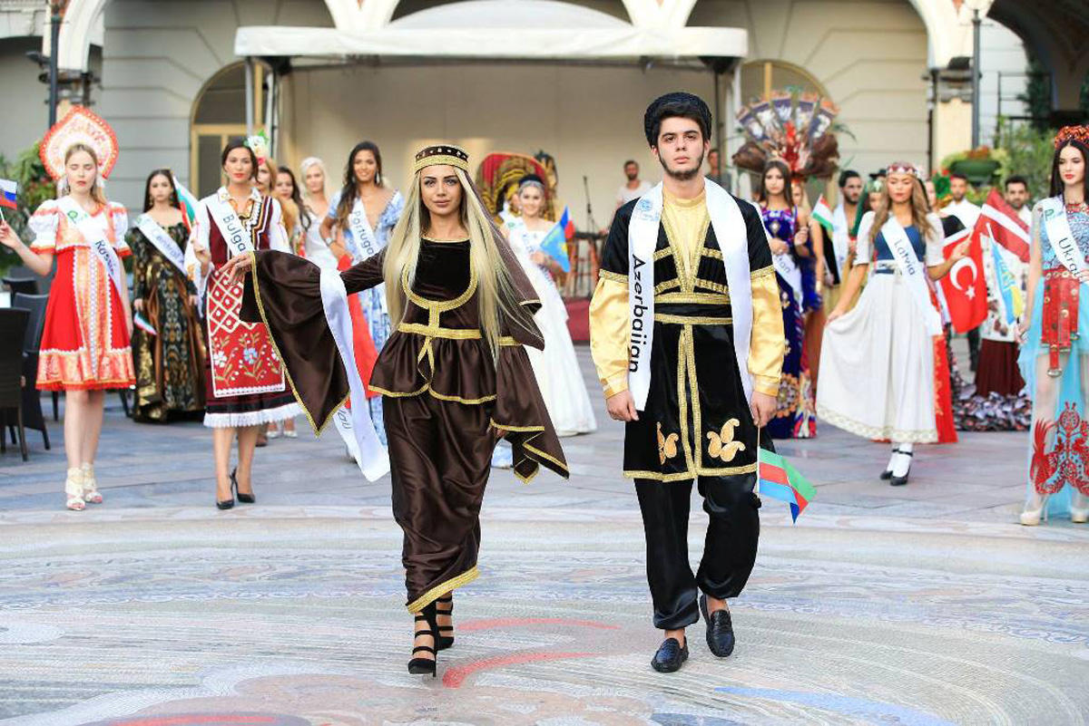 Azerbaijani models shine in Georgia [PHOTO]