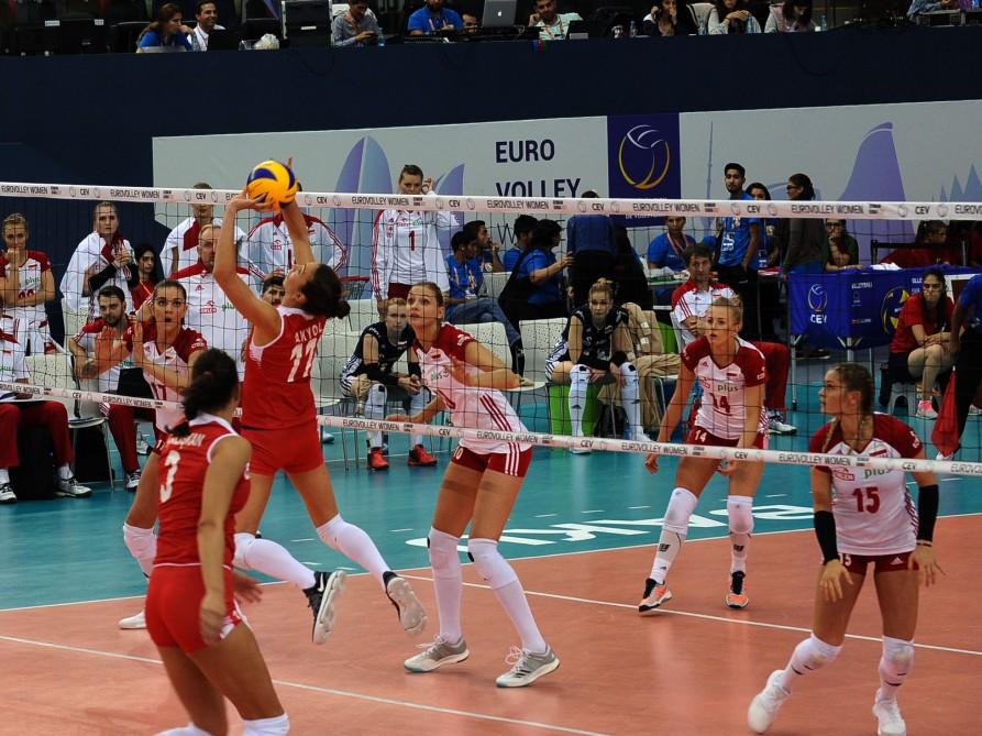 Turkey through to EuroVolley quarterfinals for remake of pool matchup with Russia [PHOTO]