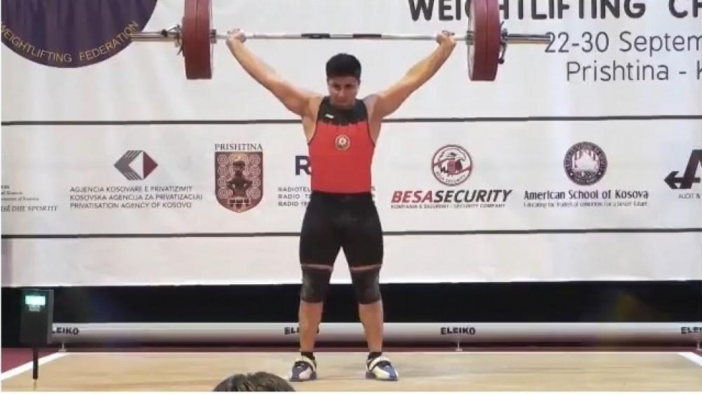 Azerbaijani weightlifter crowned European champion [PHOTO]