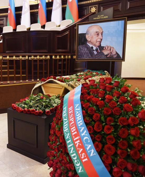 President Aliyev attends farewell ceremony for world-renowned scientist Lotfi Zadeh [PHOTO] - Gallery Image
